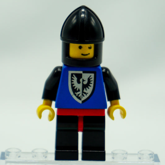 Minifig cas098 - Black Falcon - Black Legs with Red Hips, Black Chin-Guard