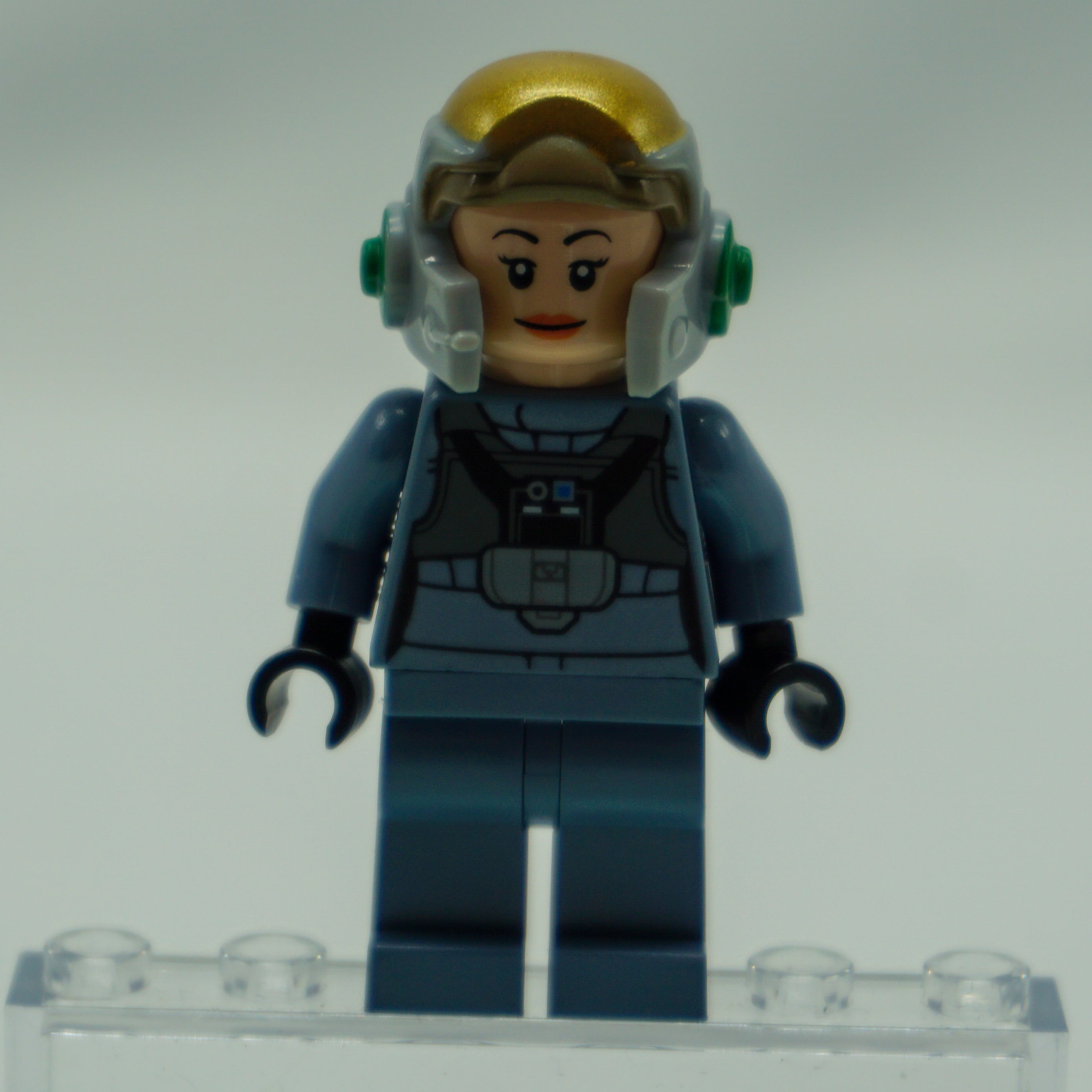 Minifig sw0743 - Rebel Pilot A-wing (Open Helmet, Sand Blue Jumpsuit, Female)
